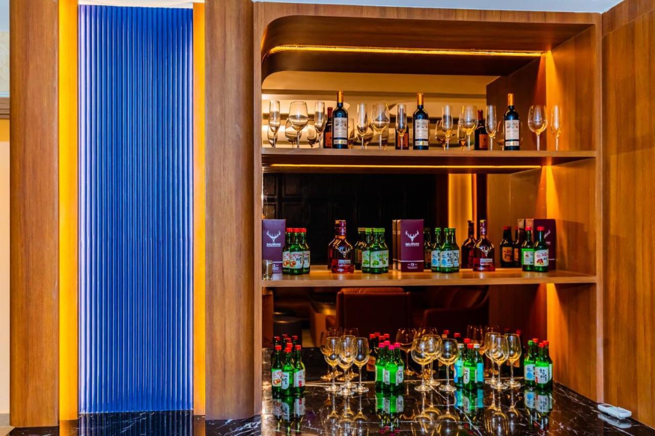 Dynasty Casino Hotel Bavet Esterno foto
